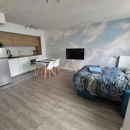 Sky Haven Disneyland Paris P16